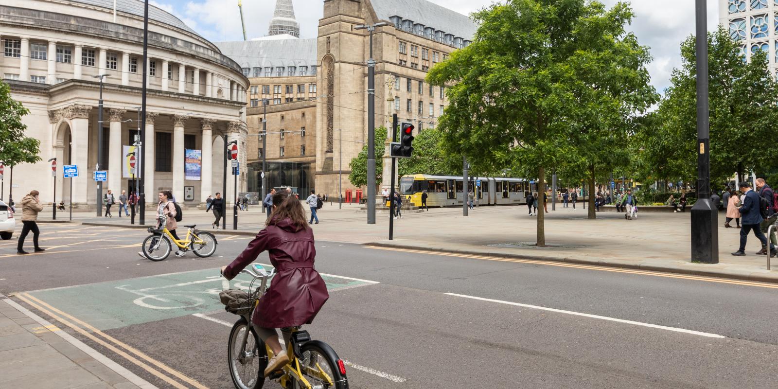 Been Network Cycle Hire rider in Manchester city centre